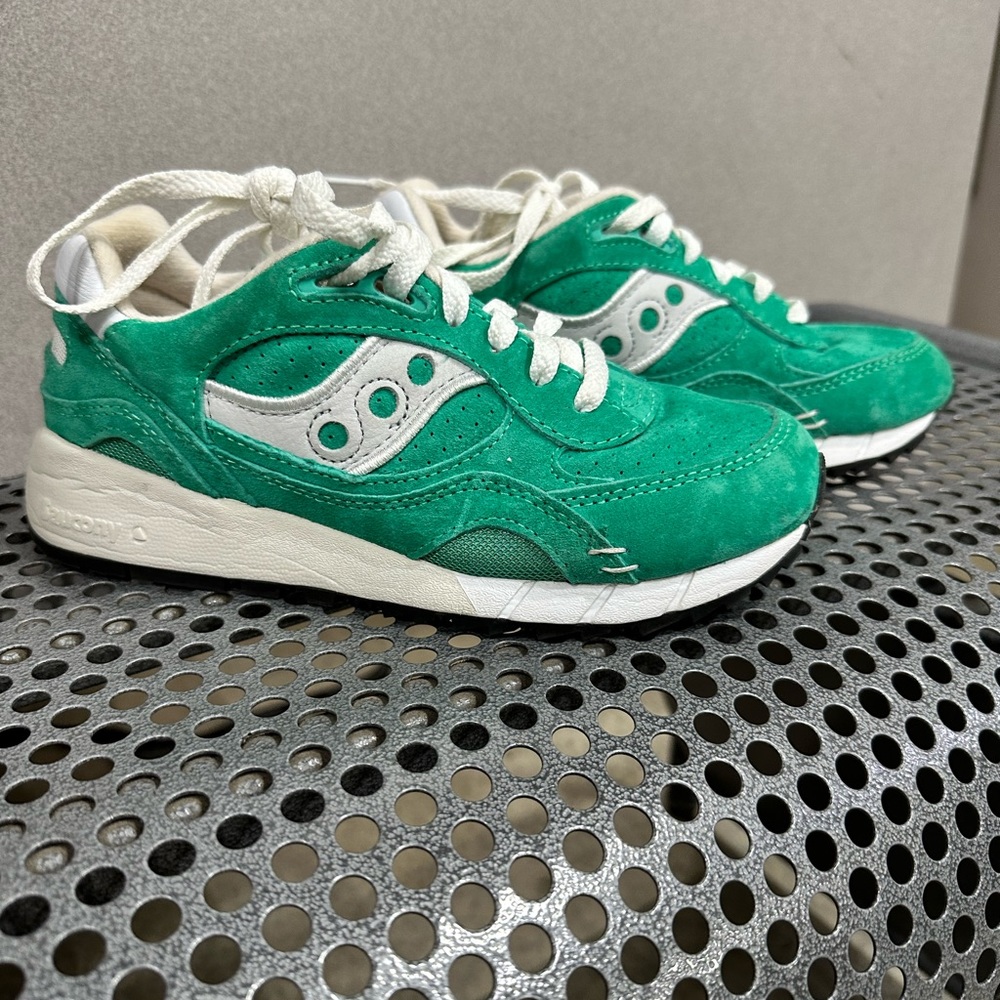 Saucony Shadow 6000 Suede shoes